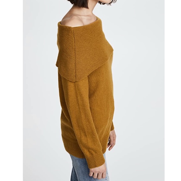 Moon River Off shoulder sweater - Picture 3 of 6